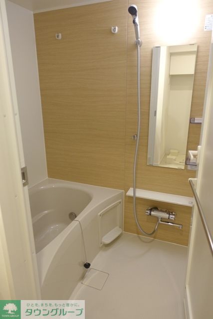 バス・シャワールーム　※写真は同タイプ住戸です。