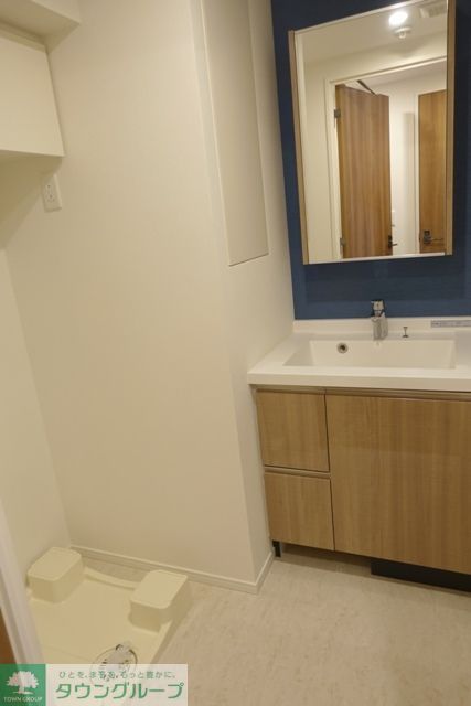 洗面設備　※写真は同タイプ住戸です。