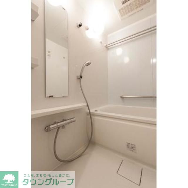バス・シャワールーム　※写真は同タイプ住戸です。