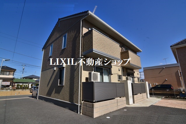 建物外観　吉川市のお住まい探しなら、当社にお任せ下さい！