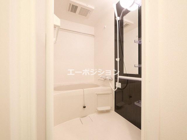 バス・シャワールーム　セレニテ桜川駅前プリエ