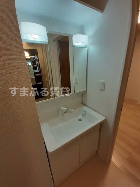 洗面設備　同仕様