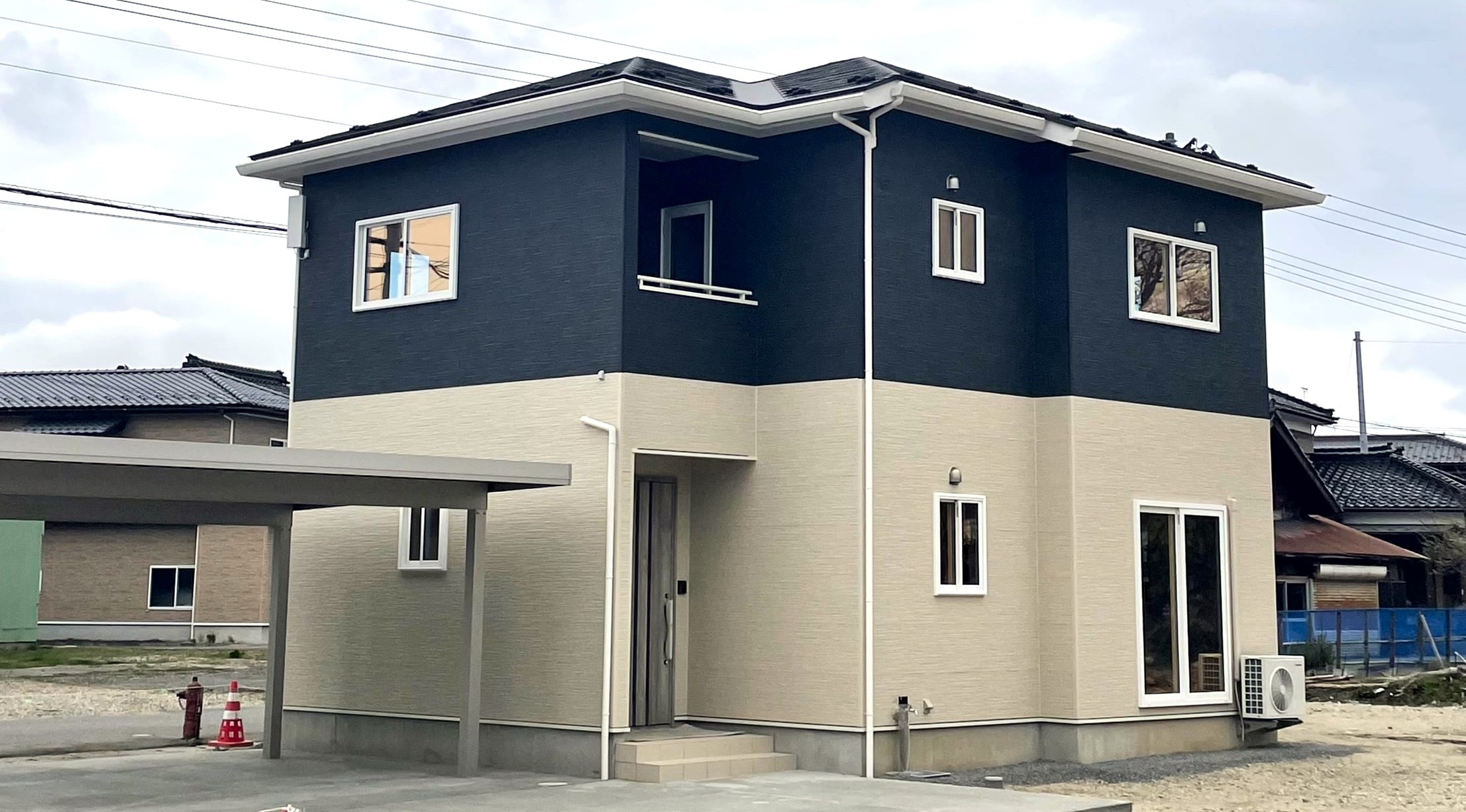 建物外観　落ち着きのある外観です☆