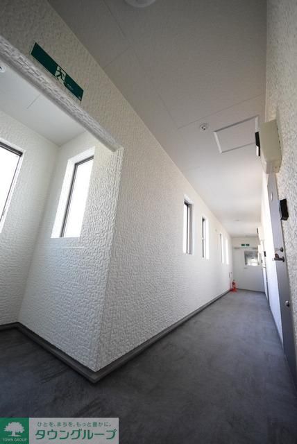 その他　雨に濡れない内廊下の造りです
