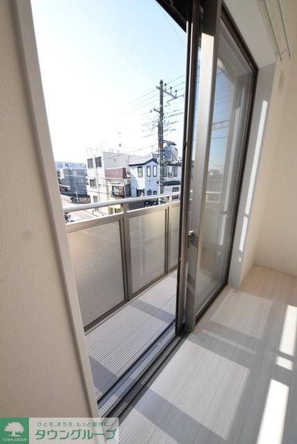 バルコニー　この日当たりの良さを実感して下さい