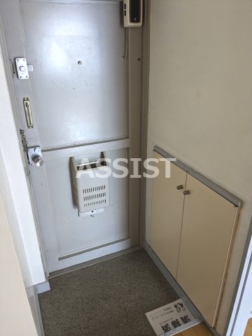 玄関　別号室の参考写真です