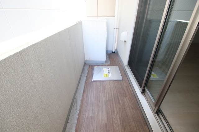バルコニー　※別室の参考写真の為、現況優先です。
