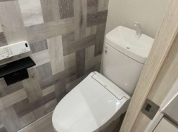 トイレ　落ち着いたトイレです