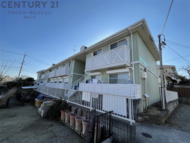 建物外観　敷地内に住居者専用のごみ置き場があります☆