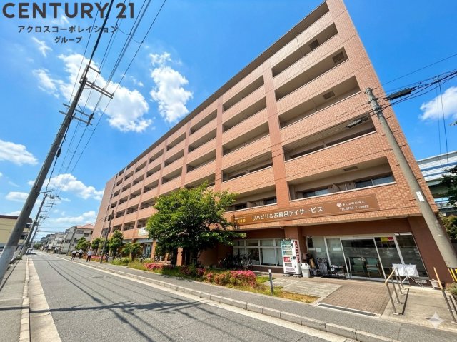 建物外観　オートロック付きです☆