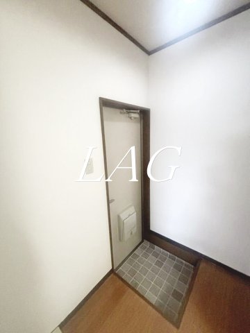 玄関　玄関です。