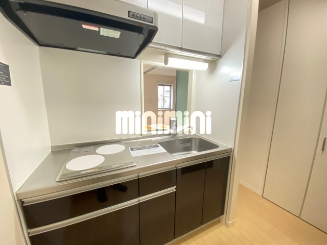 キッチン　同物件別部屋の写真転用