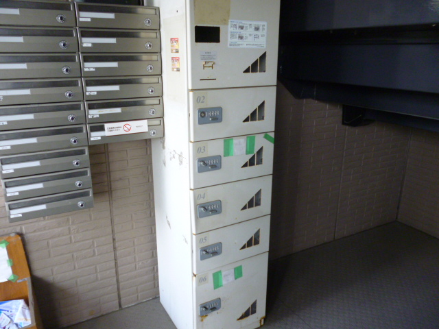 その他　不在時でも宅急便の受取が出来る　宅配ＢＯＸ付