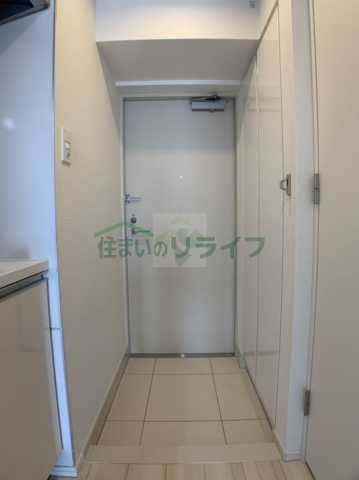 玄関　GRANPASEO田端　反転タイプ
