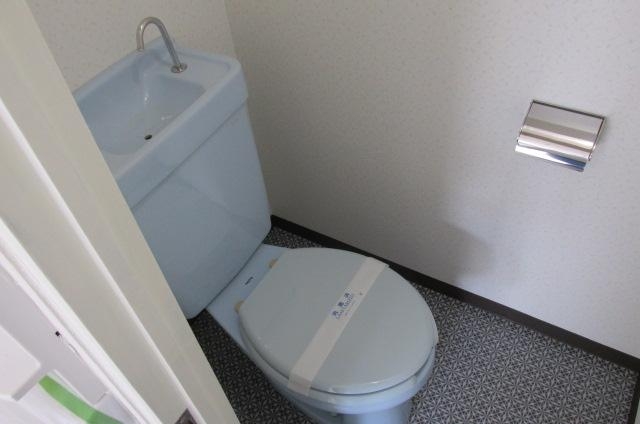 トイレ　至って普通のトイレです。