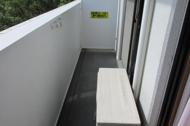 バルコニー　広めのバルコニーです。