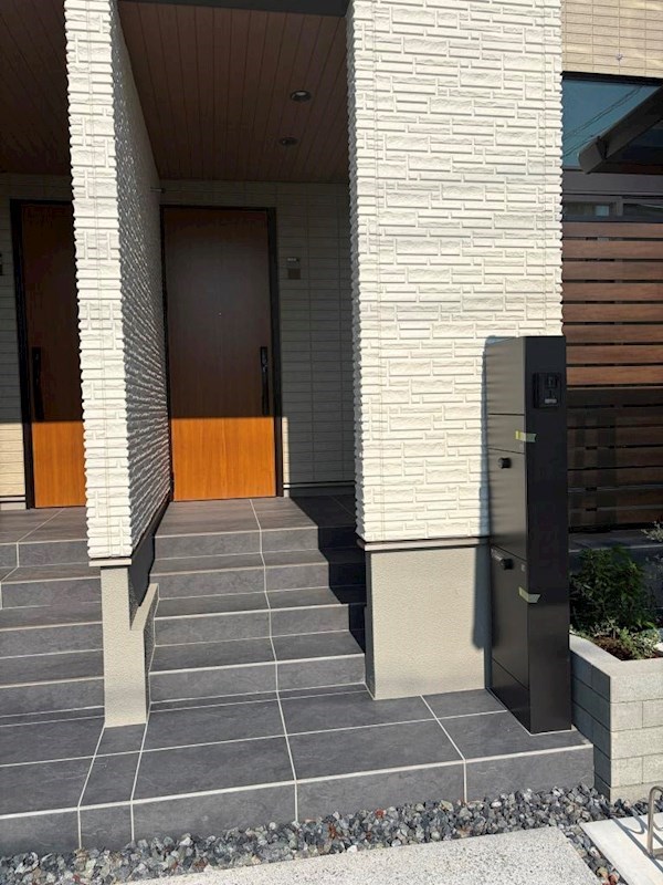 エントランス　建物入口