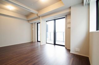 居室・リビング　同マンション別部屋参照。