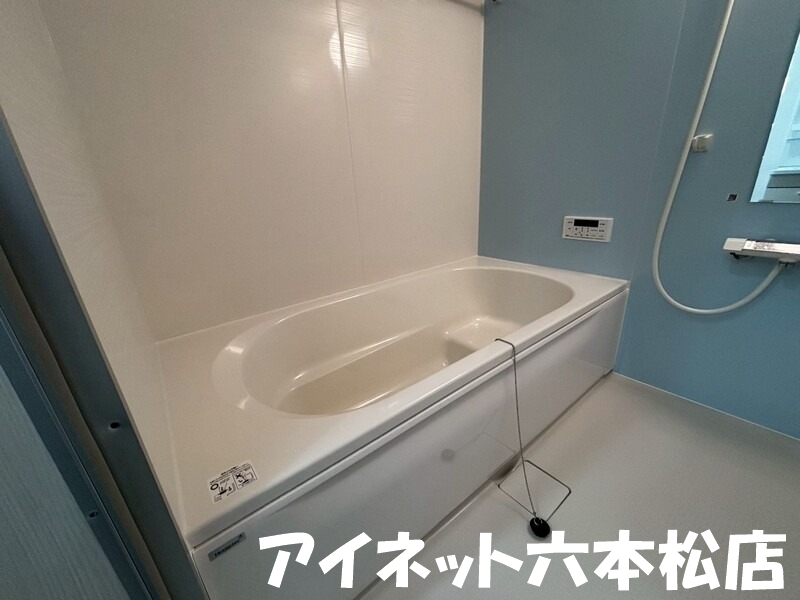 バス・シャワールーム　1日の疲れを癒しましょう。