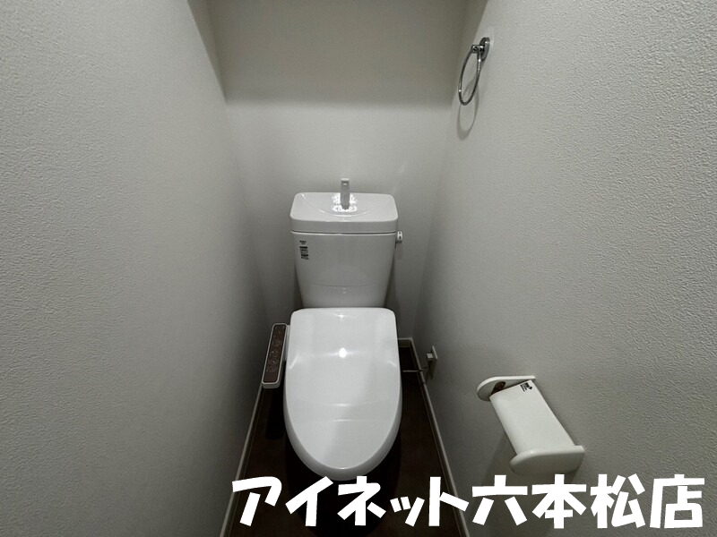 トイレ　落ち着く空間ですね。
