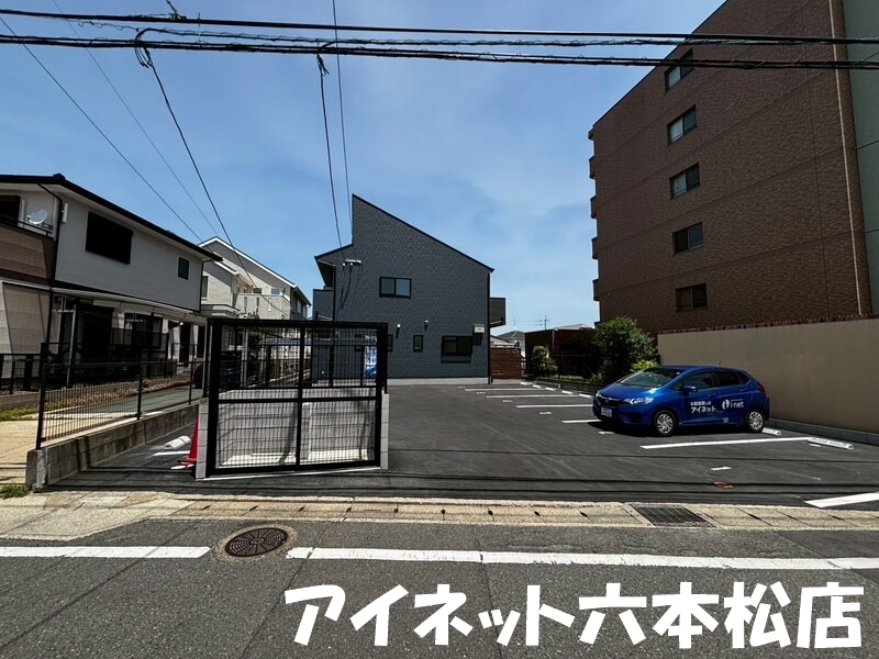 その他共有部分　駐車場も空きがございます。