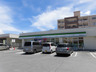 コンビニ　沖縄ファミリーマート 真嘉比中央店（コンビニ）まで154m