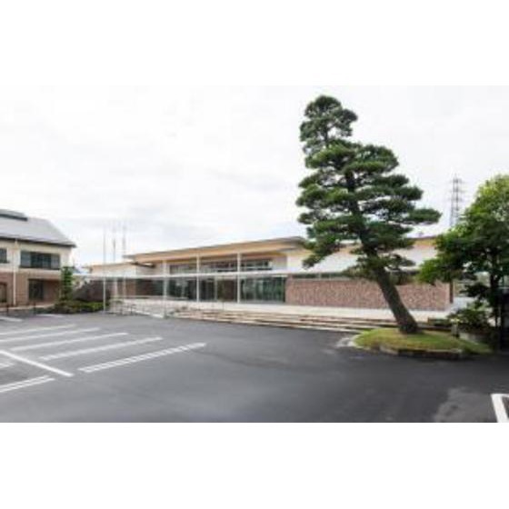 役所　安曇野市役所穂高支所（役所）まで691m
