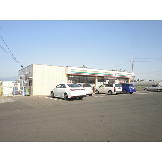 コンビニ　セブンイレブン安曇野穂高店（コンビニ）まで829m