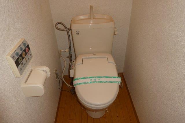 トイレ　ウォシュレット
