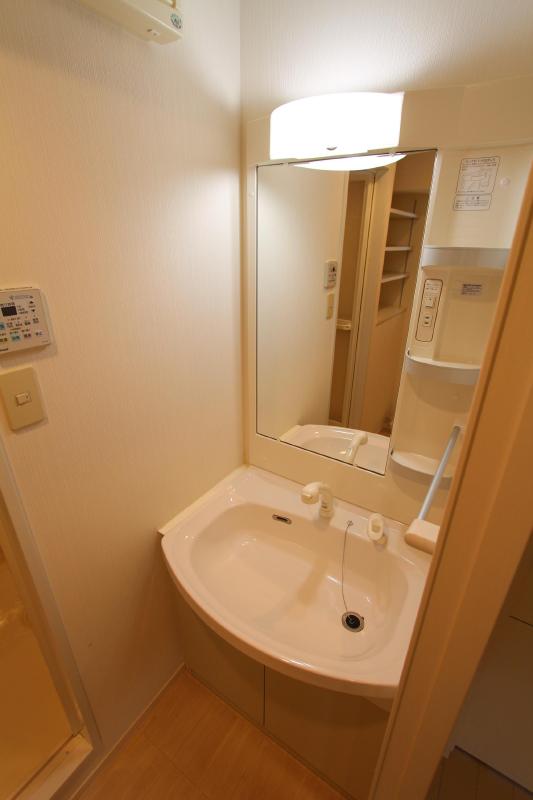 洗面設備　同タイプ（参考写真）※現況優先