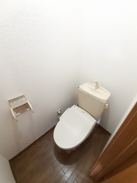 トイレ　図面と現状に相違がある場合には現状を優先