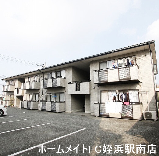 建物外観　★駅近！周辺環境も充実です♪★