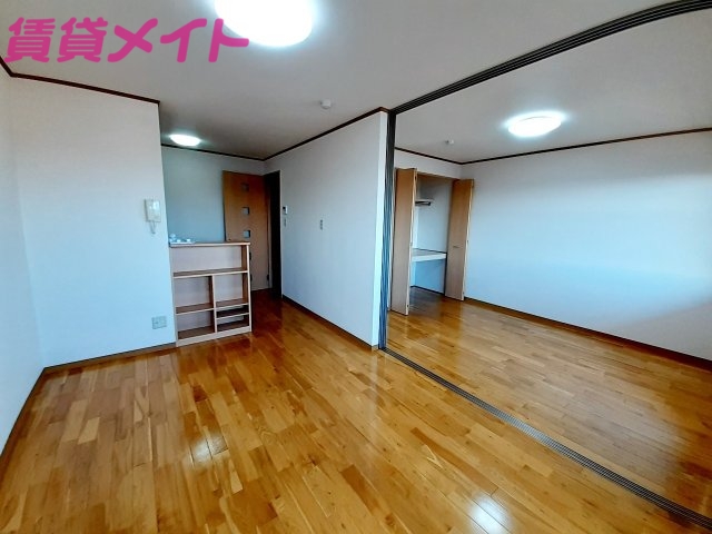 居室・リビング　同タイプの画像です