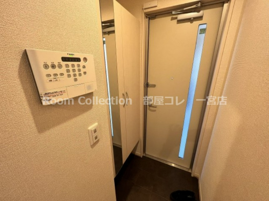 玄関　※同型タイプ