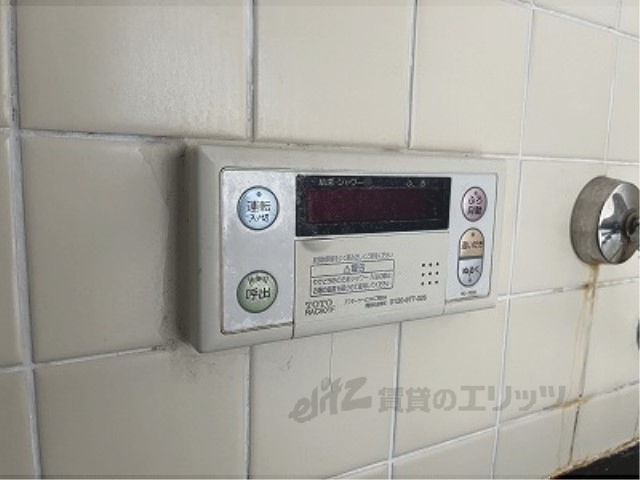 その他設備　給湯器リモコン