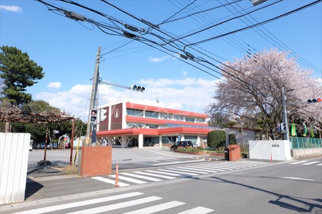 役所　野木町役場（役所）まで944m