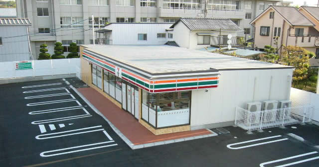 コンビニ　セブンイレブン岡山平井4丁目店（コンビニ）まで399m