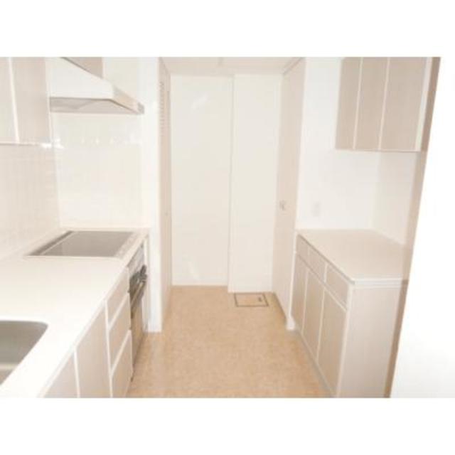 キッチン　※写真は同タイプ住戸です。