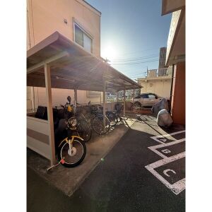 その他共有部分　A.B.Cと表記があるのはバイク駐輪場です。