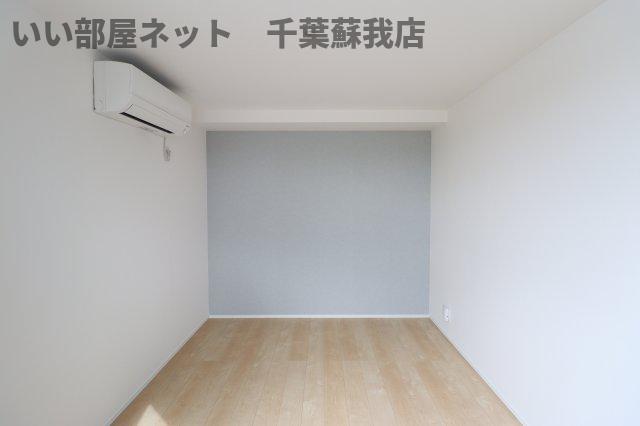 居室・リビング　こちらの居間で趣味の時間をお楽しみください