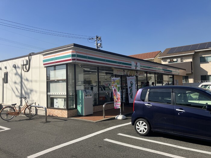 コンビニ　セブンイレブン福山東手城３丁目店（コンビニ）まで604m