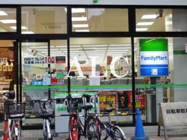 コンビニ　ファミリーマート大山駅南店（コンビニ）まで1010m