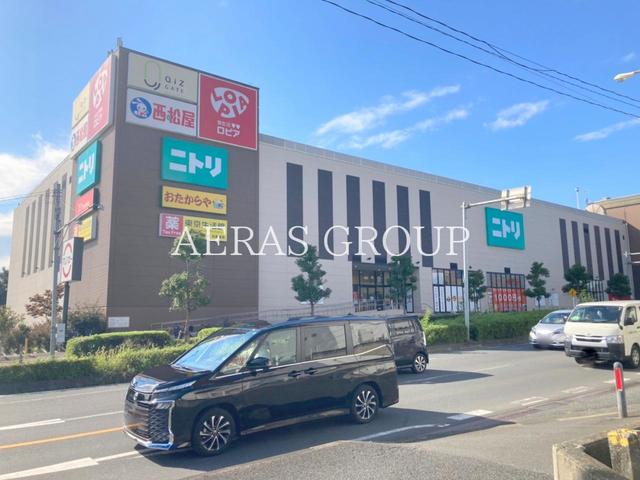スーパー　ロピア浦和クイズゲート店（スーパー）まで291m