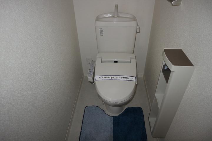 トイレ　ウォシュレット付で寒い時期も安心です