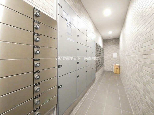 阪急神戸線 中津駅 徒歩5分 10階建 築11年の外観写真