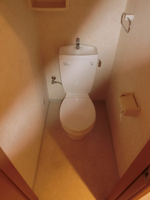 トイレ　清潔感のあるトイレです。