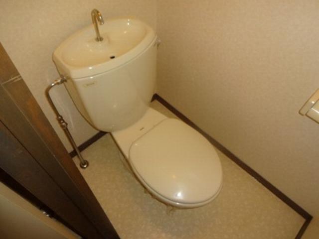 トイレ　シンプルで使いやすいトイレです