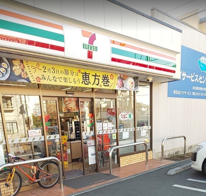 コンビニ　セブンイレブン武蔵野成蹊通り店（コンビニ）まで72m