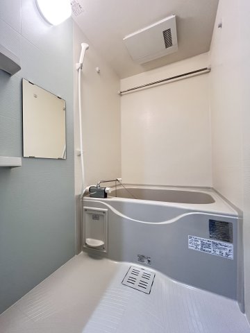 ＪＲ片町線 放出駅 徒歩12分 3階建 築1年の風呂写真