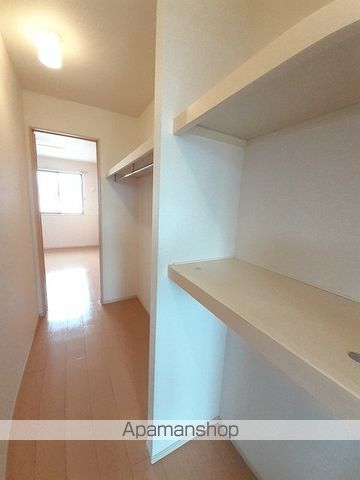 ＪＲ山陽本線 福山駅 バス乗車時間：22分 最寄りバス停で下車 徒歩5分 2階建 築12年の内装写真
